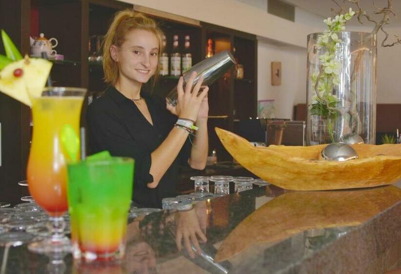 هتل Nawu Apartments