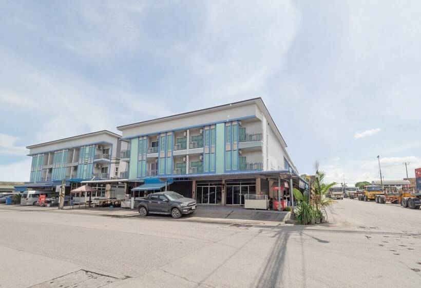 호텔 Oyo 1119 Sasiprapa Apartment