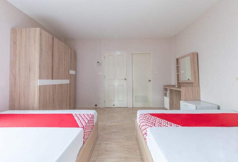 호텔 Oyo 1119 Sasiprapa Apartment