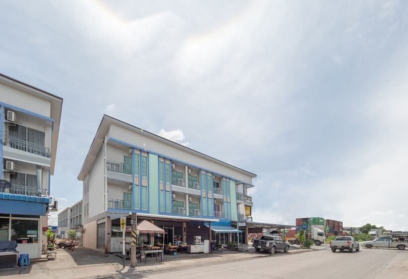 호텔 Oyo 1119 Sasiprapa Apartment