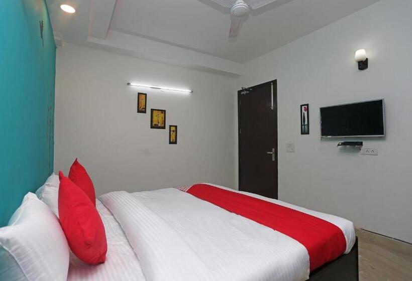 هتل Oyo 28003 Maira Stays