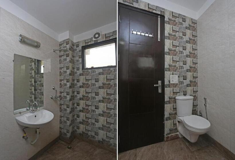 هتل Oyo 28003 Maira Stays