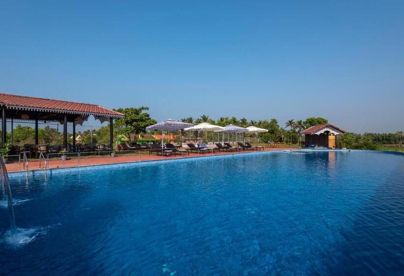 Отель Salcete Beach Resort