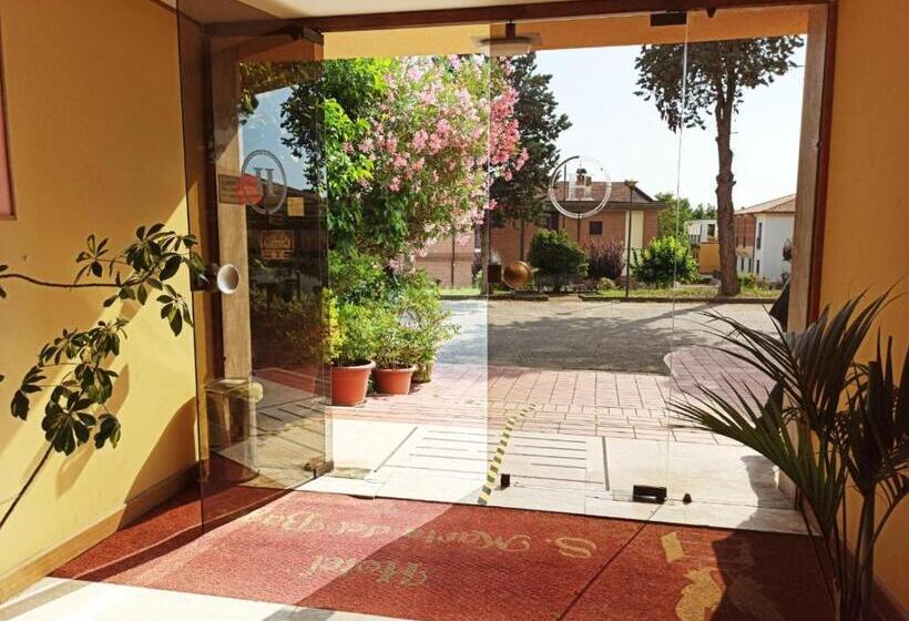 Отель Santa Maria Del Bagno