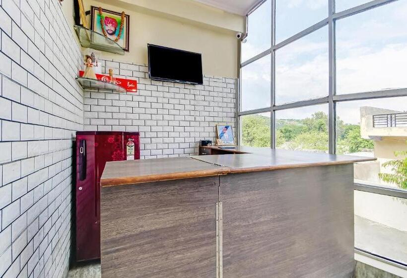 בית מלון כפרי Spot On 37356  Jawahar Palace