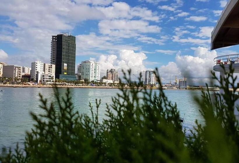 בית מלון כפרי Ventus Harbor