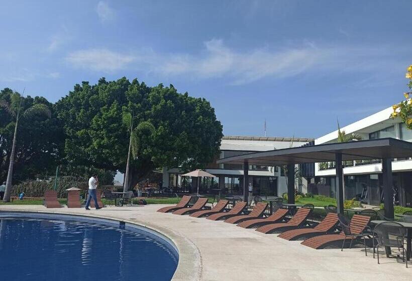 Villa Internacional Hotel & Club