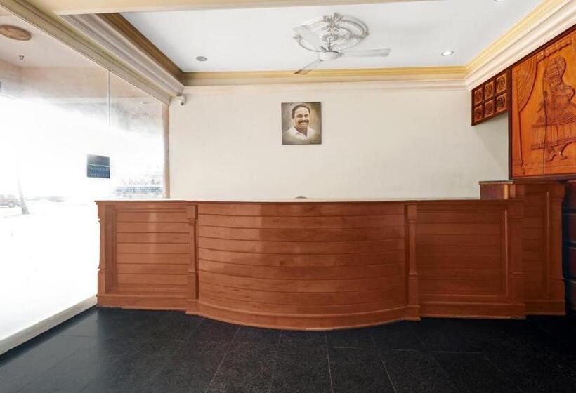 Itsy Hotels The Waters Edge Beach Resort