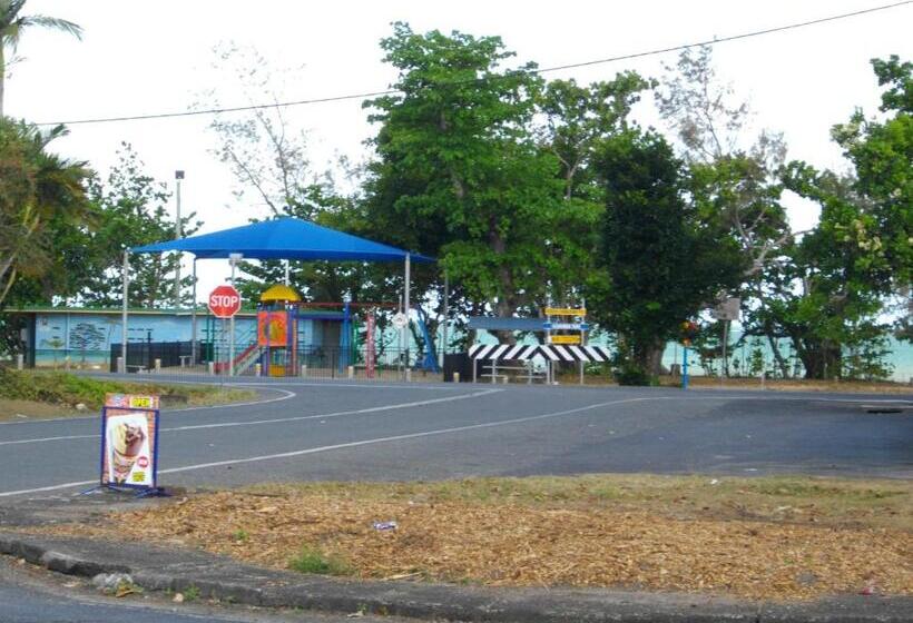 Kurrimine Beach Motel