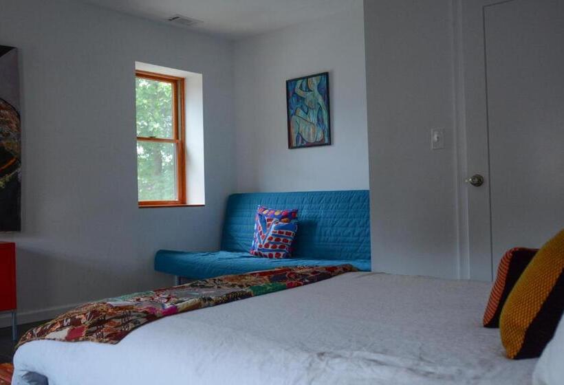 بنسيون Casa Hudson