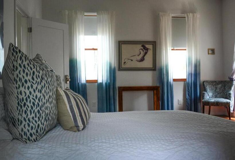 بنسيون Casa Hudson