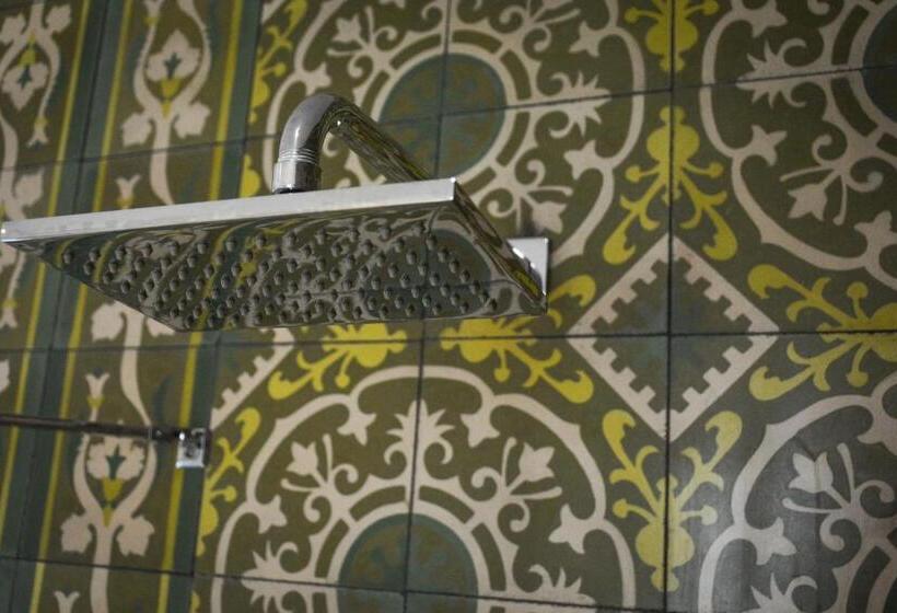 بنسيون Casa Hudson