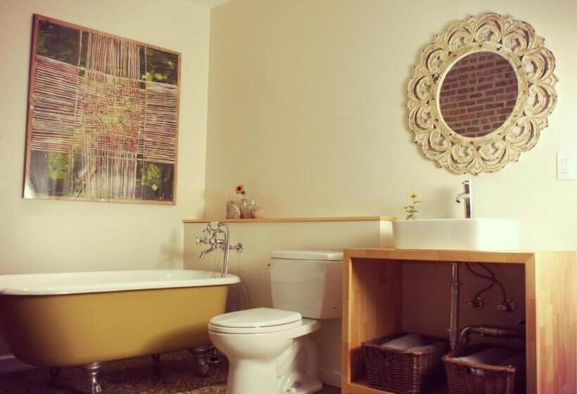 بنسيون Casa Hudson