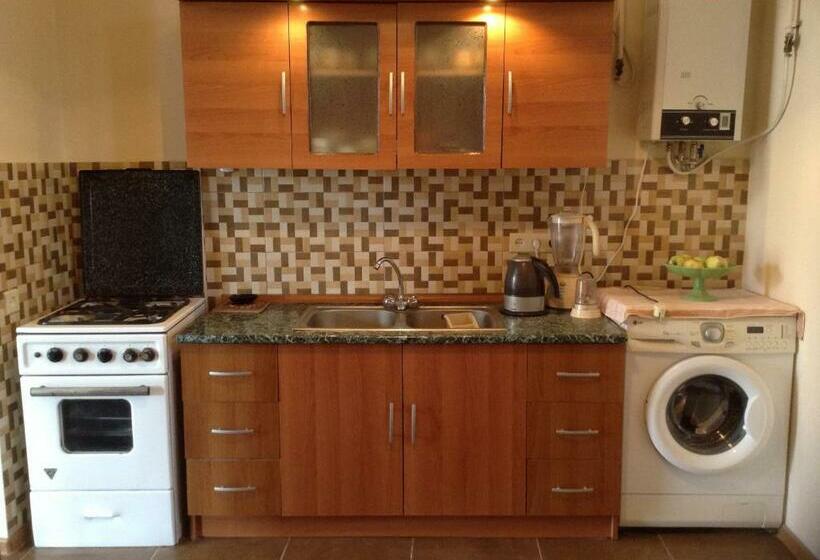 펜션 Em&ri Guest House In Odzun