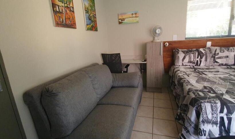 Пансион Meadows Guesthouse