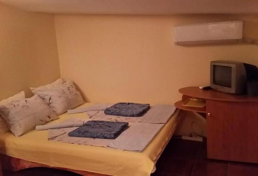 Пансион Rooms Via Maris