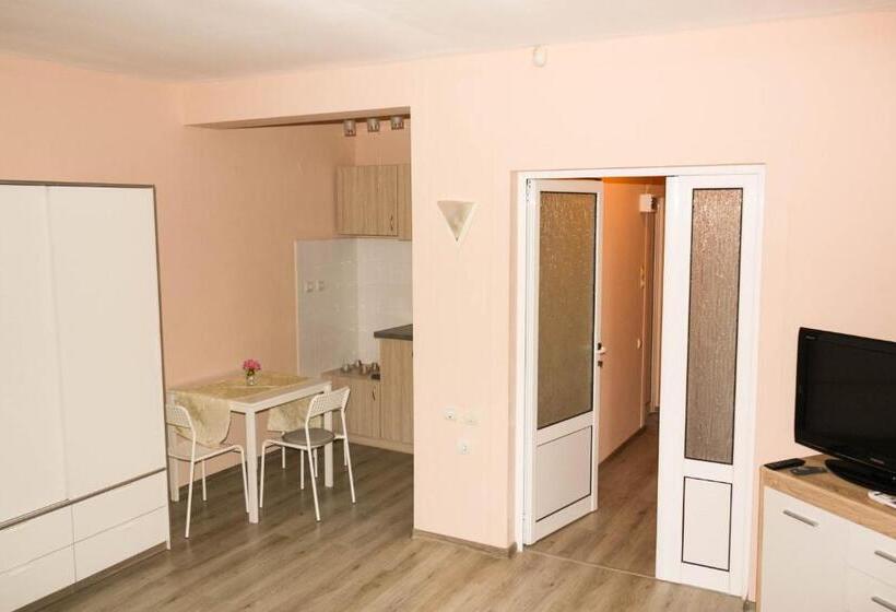 膳宿费 Villa Nymphea Water Lily