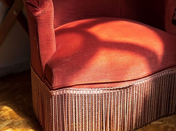 פנסיון Yourtissimo   La Maison Rouge