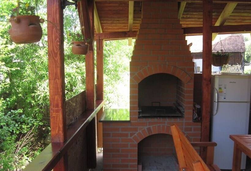 膳宿费 Zoltan&erika