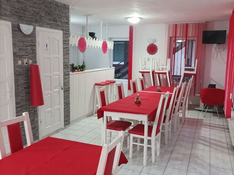 膳宿费 Zoltan&erika