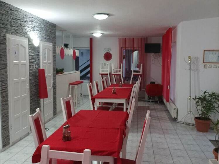 膳宿费 Zoltan&erika