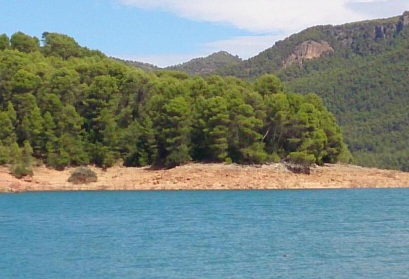 منتجع Alojamiento Turístico El Pantano De Cazorla