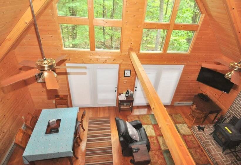 Rosies Creekside Retreat   3 Br Escape!