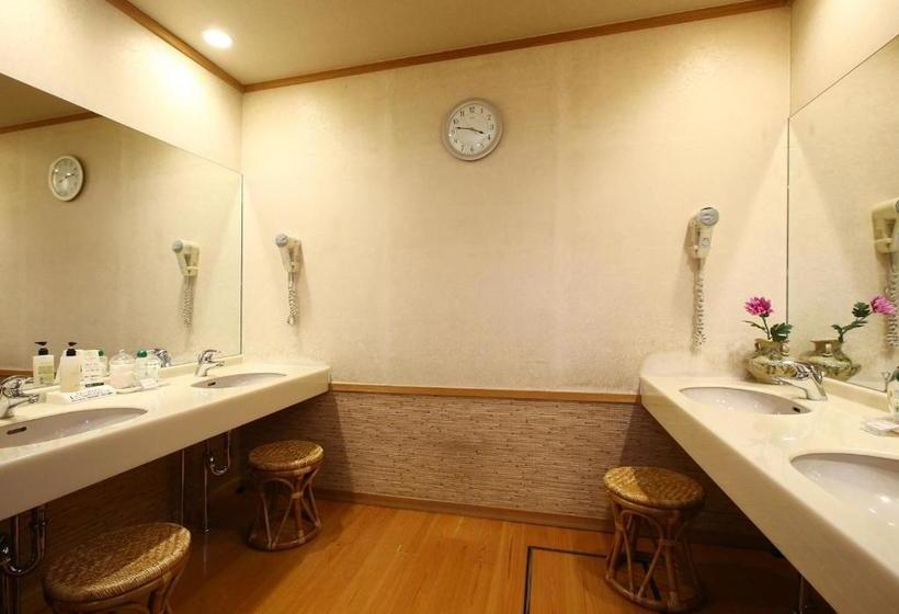 Ryokan Kisoji No Yado Iwaya