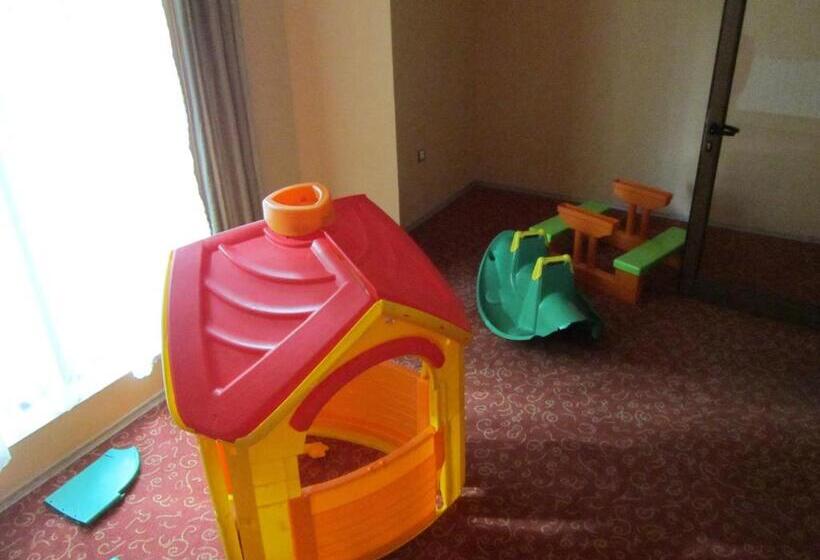 хотел магнолия, Hotel Magnoliya