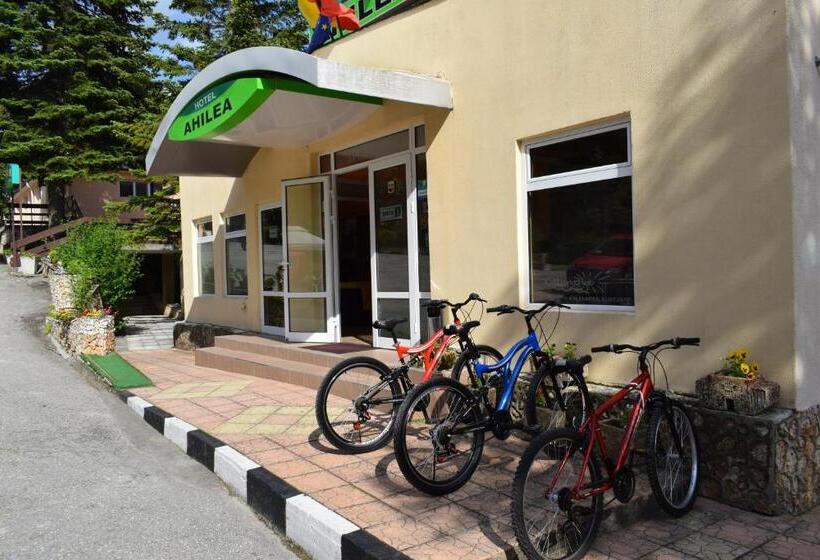 Ahilea Hotel   Free Pool Access