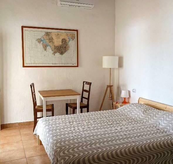 住宿加早餐  Cala Vinagra House