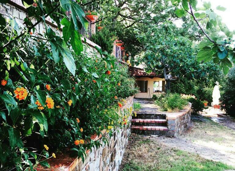 مبيت وإفطار Casale Degli Ulivi Prestige