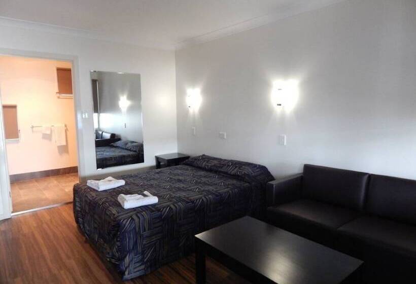 Blackwater Hotel Motel