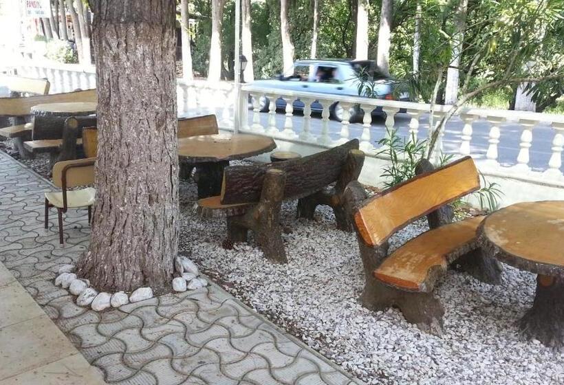 Cicek Aile Pansiyonu