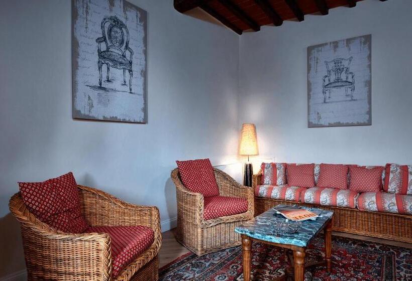 هتل Agriturismo Torreghiotta