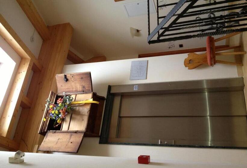 호텔 Albergo Centrale