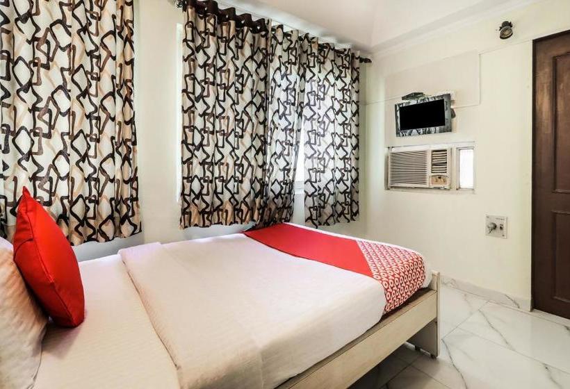 בית מלון כפרי Oyo 783 Om