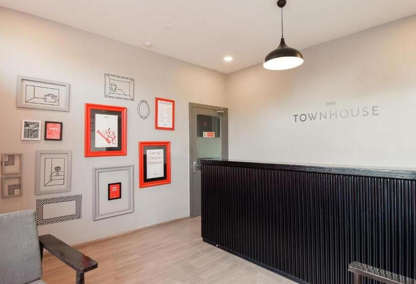 Super Townhouse Tonk Road Near Gandhi Nagar Railway Station Formerly Hotel Jaiman