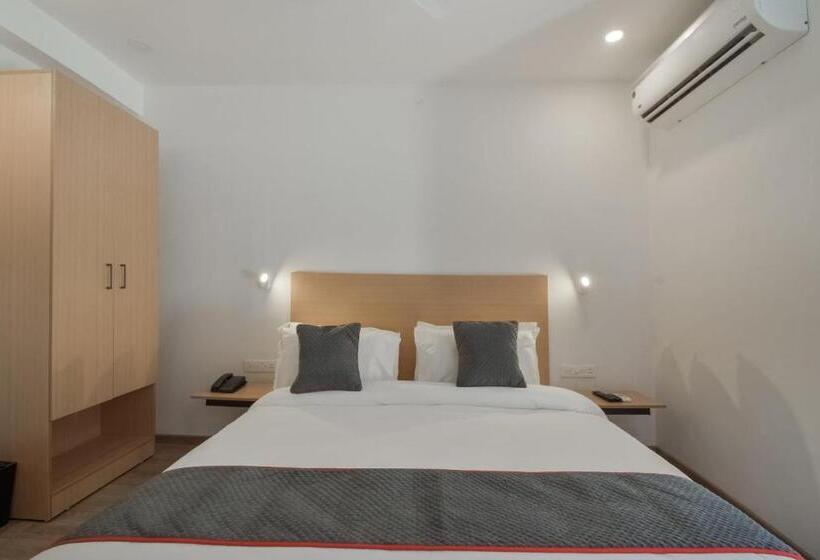 Super Townhouse Tonk Road Near Gandhi Nagar Railway Station Formerly Hotel Jaiman