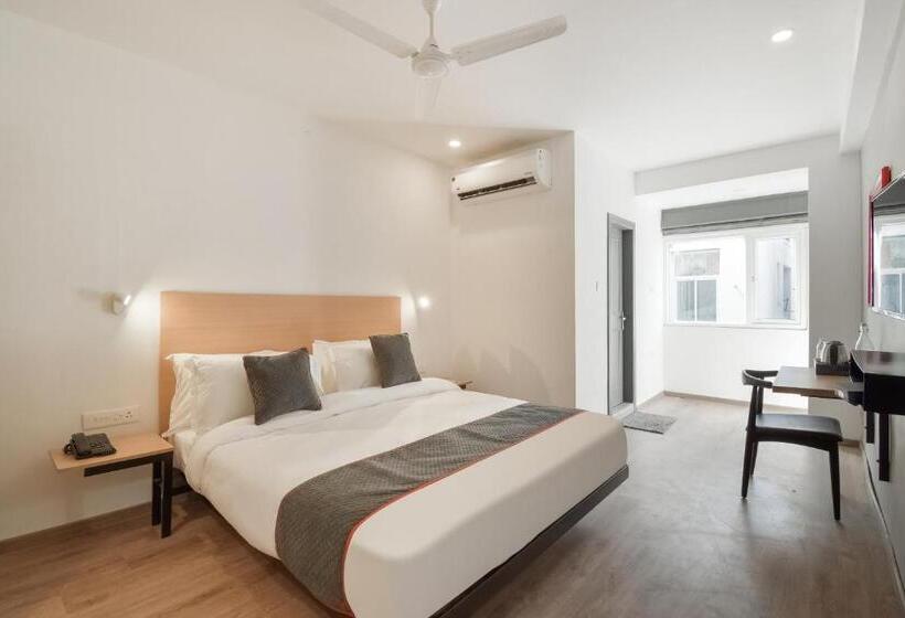 Super Townhouse Tonk Road Near Gandhi Nagar Railway Station Formerly Hotel Jaiman