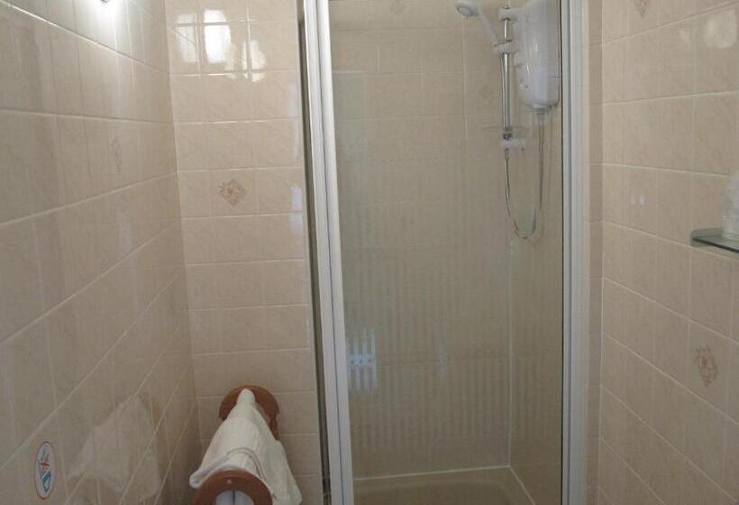 Пансион Bron Orme Private