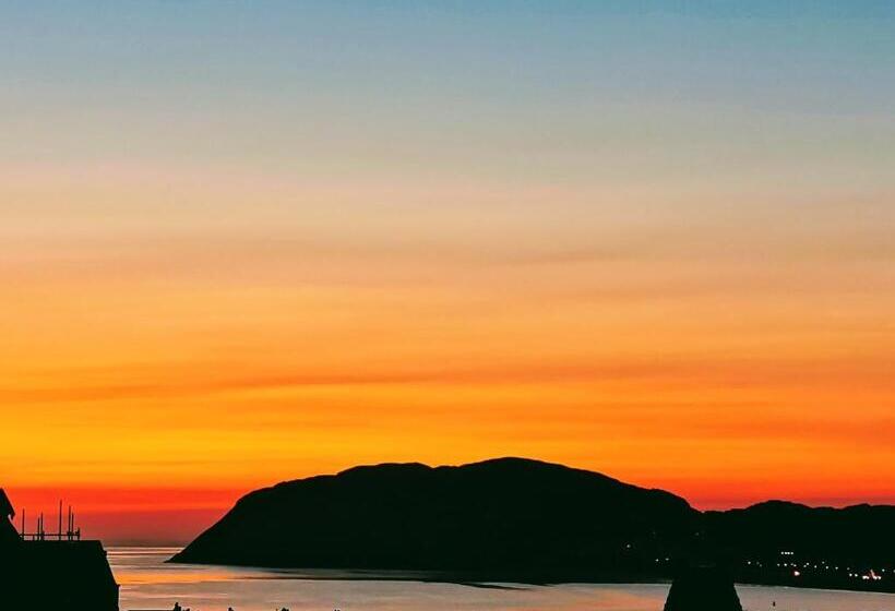 Пансион Bron Orme Private