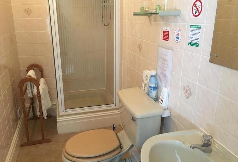 Пансион Bron Orme Private