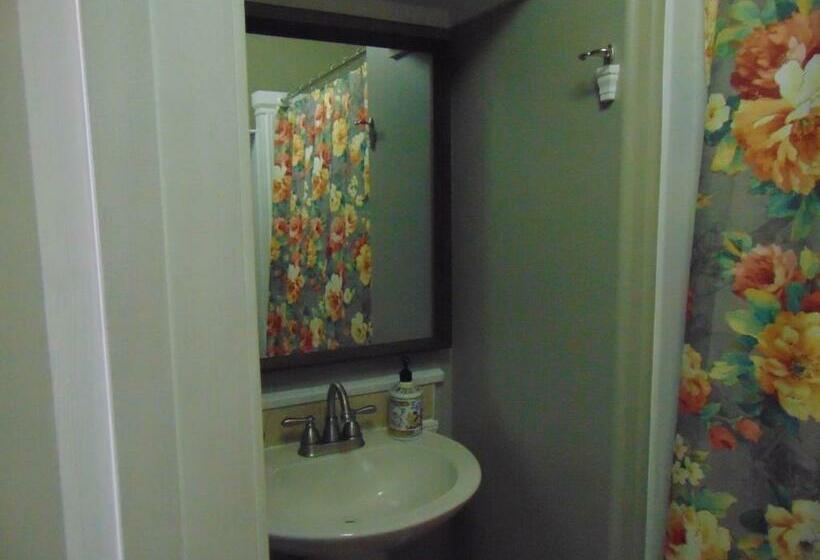 פנסיון Coco Nut Hale