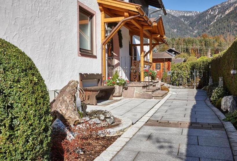 بنسيون Gästehaus Marianne