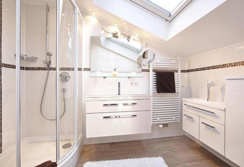 بنسيون Gästehaus Marianne