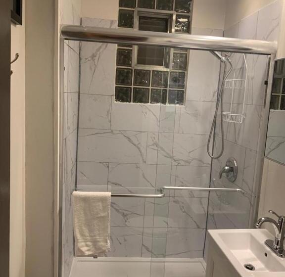 پانسیون Hollywood Rentals Llc