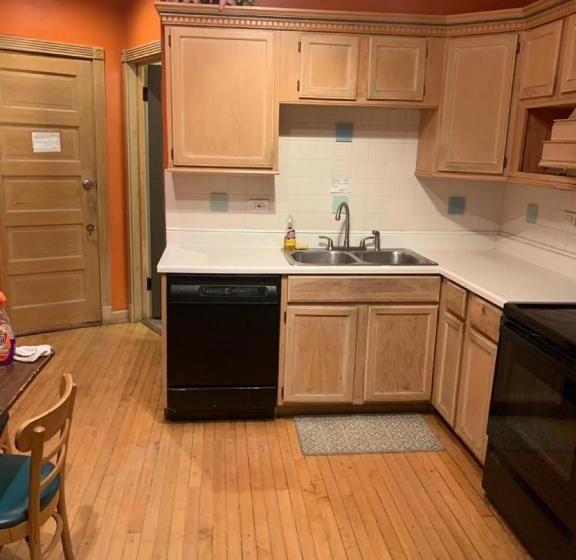 پانسیون Hollywood Rentals Llc