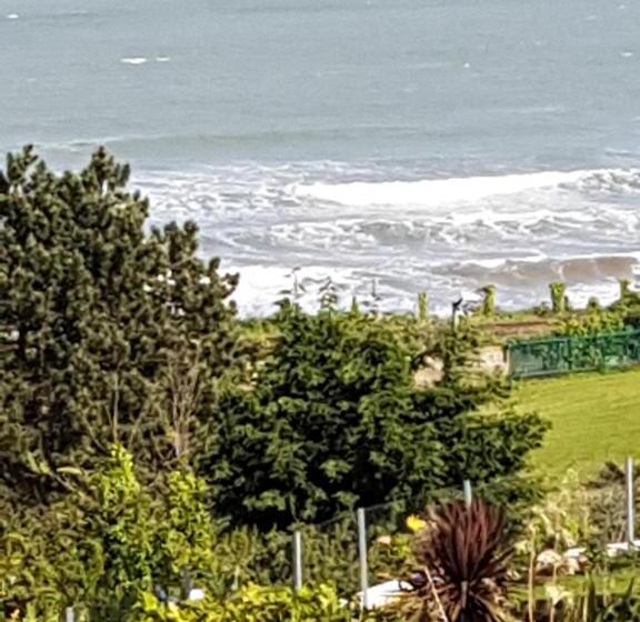 بنسيون Norwegian Wood