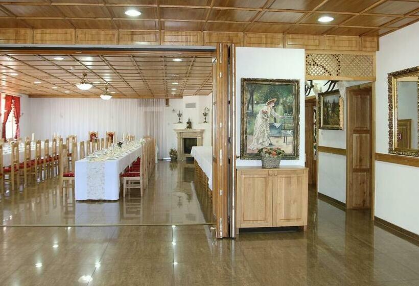 ペンション Penzión Salaš Cabaj